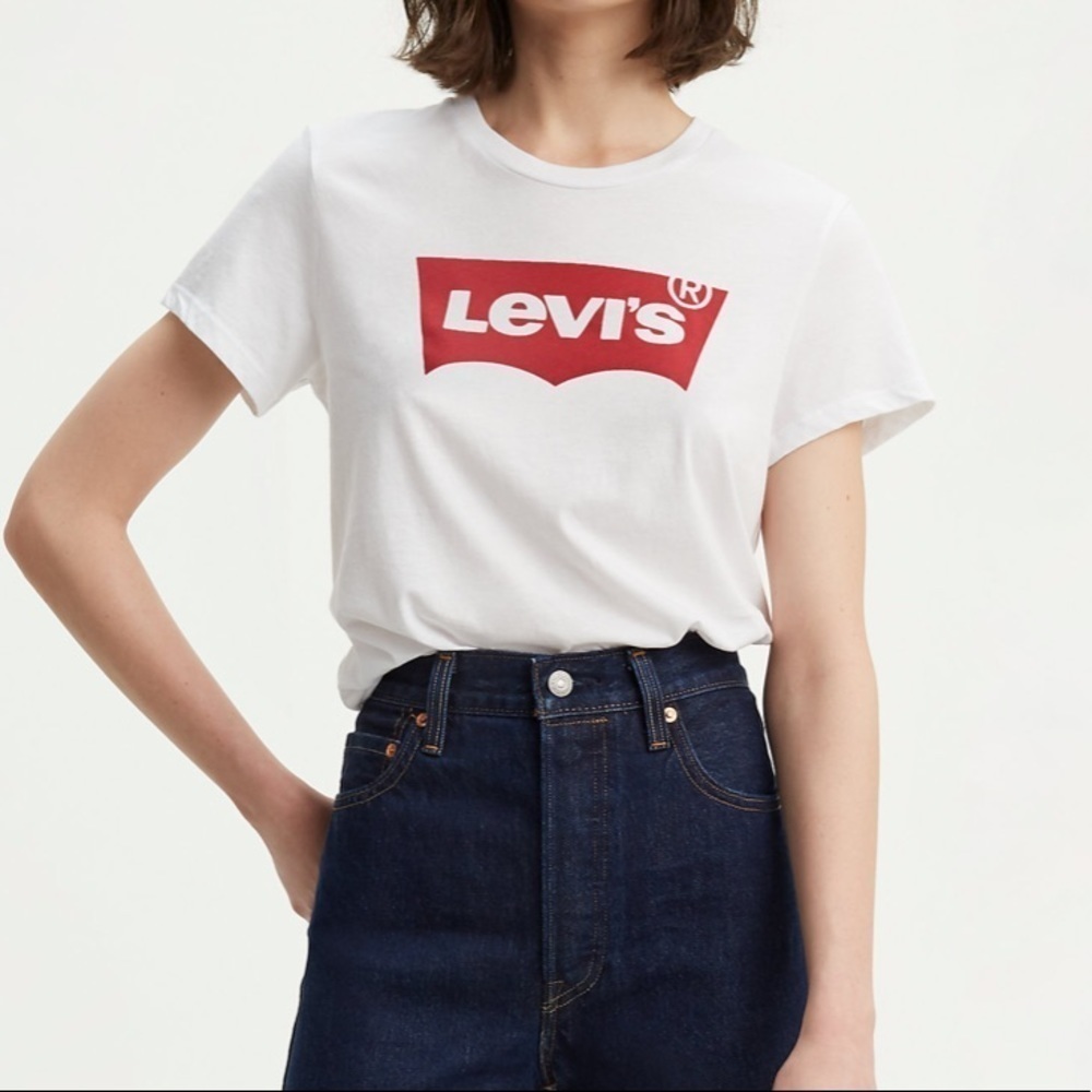 Women's Levi's® Logo Perfect Tee